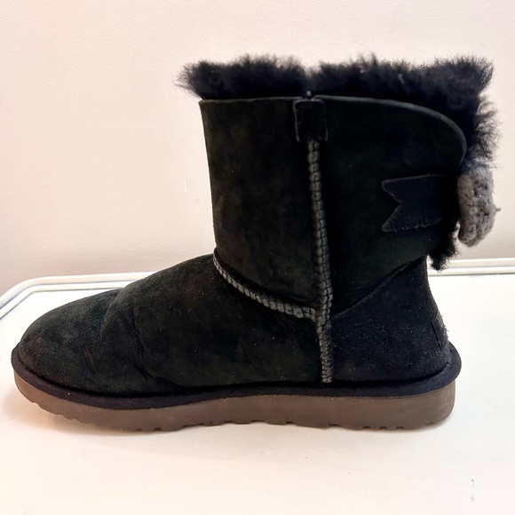 WOMEN’S UGG MINI BLACK BAILEY KNIT BOW BOOTS SZ 9 - Picture 7 of 11